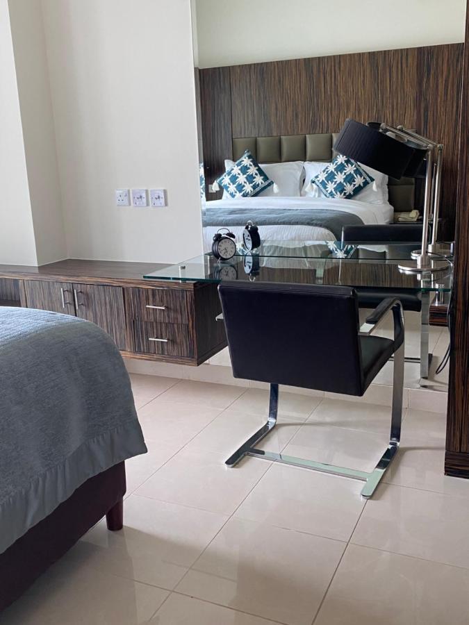 Songs Of The Lake By Lagom - Bonnington Apartment Jumeirah Lake Towers, Dubai Buitenkant foto